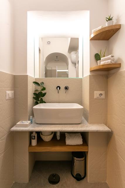 Boffe Room: washbasin