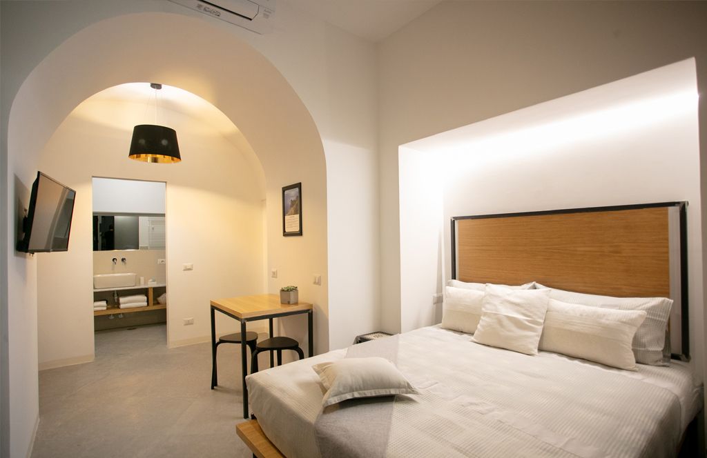 Migliara room